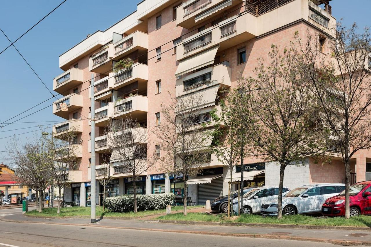 Golden Suite Apartment & Day Use Milano Exteriör bild