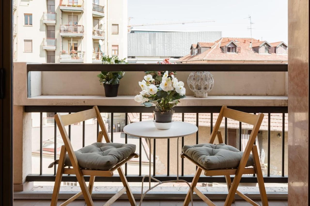 Golden Suite Apartment & Day Use Milano Exteriör bild